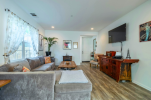 Budget-Friendly Modern Rental Apartment Decor Ideas